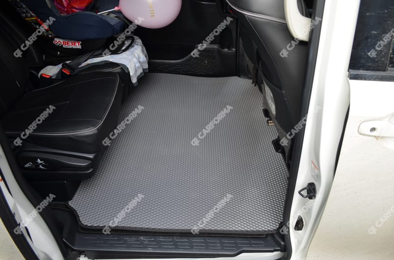 Коврики на Toyota Noah (R80) 2014 - 2021 в Костроме