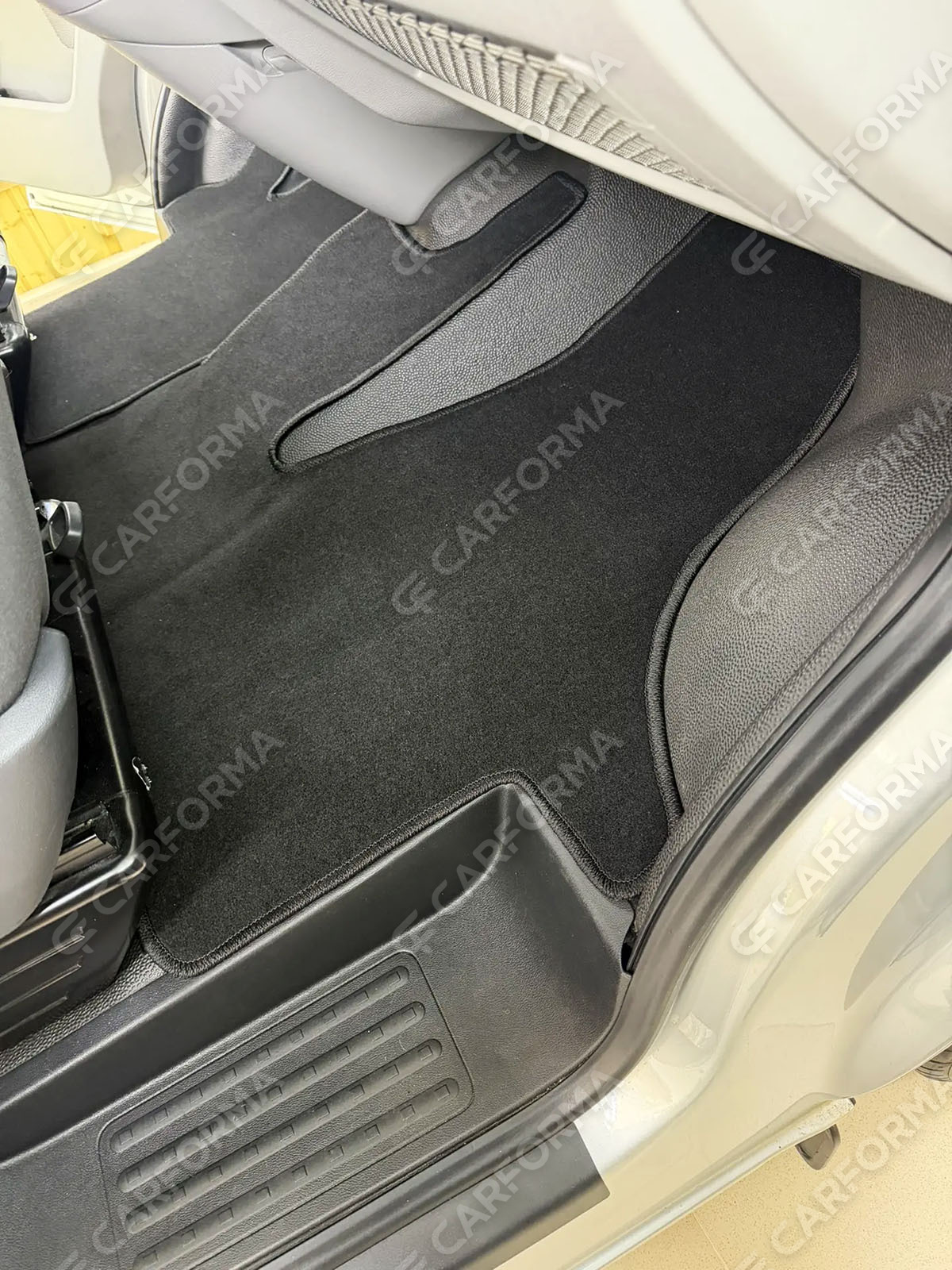 Ворсовые коврики на Volkswagen Transporter (T5) 2003&nbsp;-&nbsp;2015 в Костроме