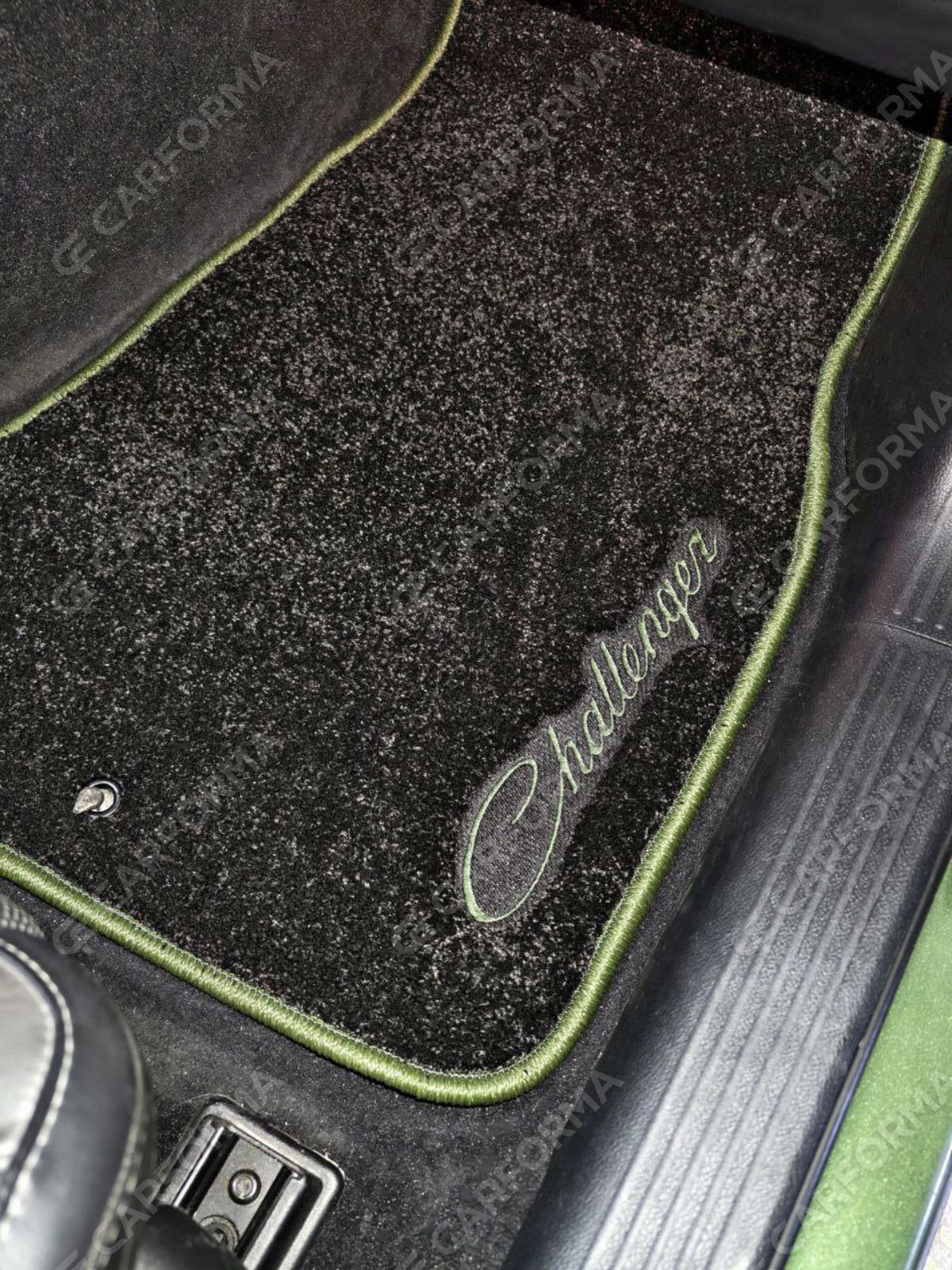 Коврики на Dodge Challenger III 2008&nbsp;-&nbsp;2023 в Костроме