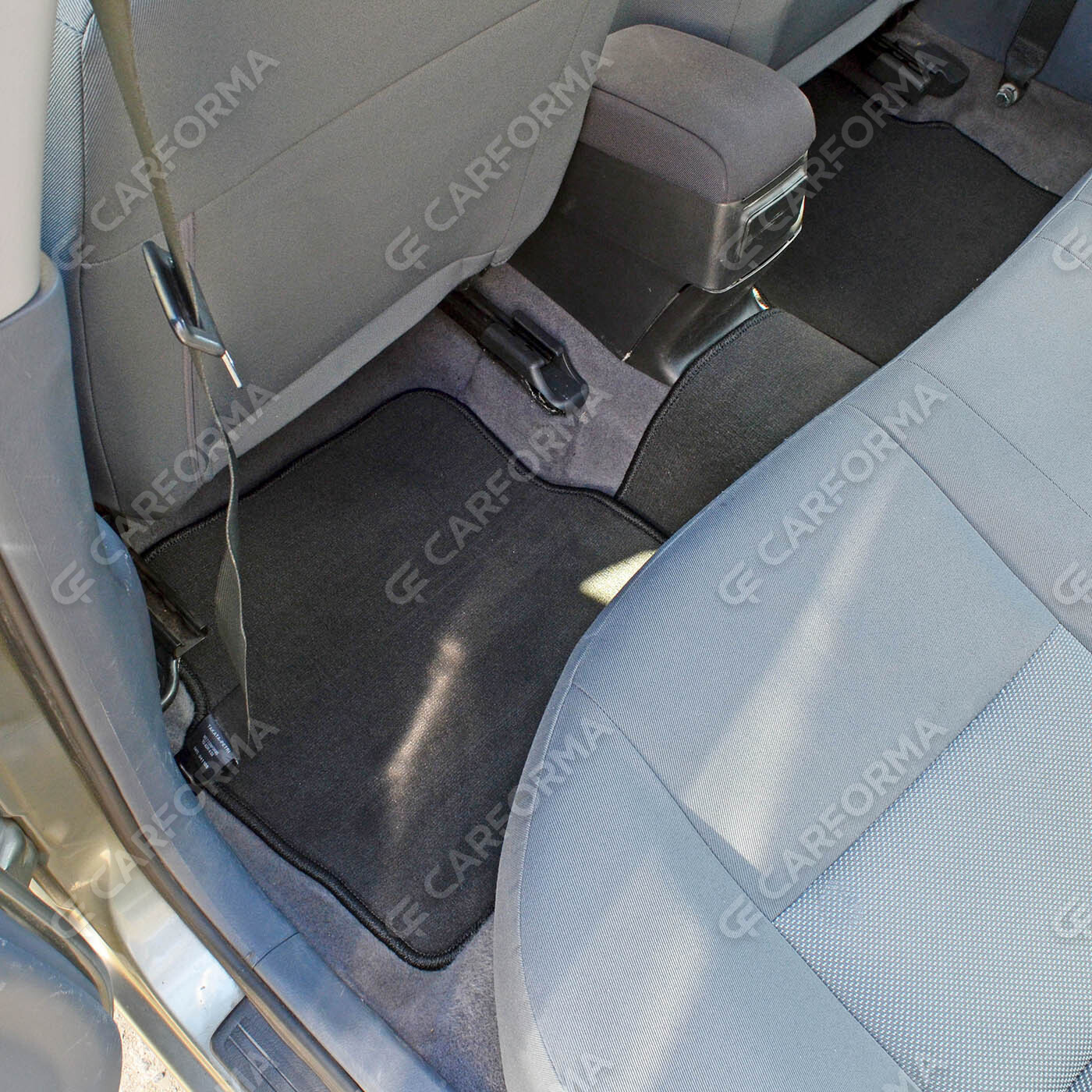 Коврики на Nissan Almera II (N16) 2000&nbsp;-&nbsp;2006 в Костроме