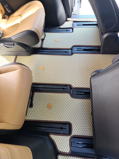 Ворсовые коврики на KIA Carnival IV корейская сборка 2020 - 2025 в Костроме