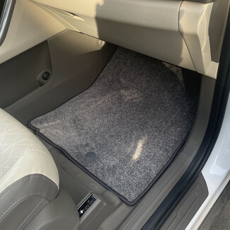 EVA коврики на KIA Carnival IV 8 мест 2020 - 2025 в Костроме EVA коврики на KIA Carnival IV 8 мест 2020 - 2025 в Костроме