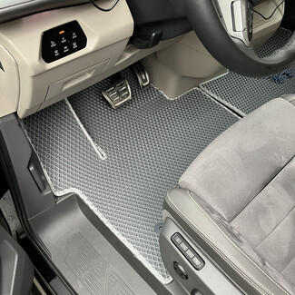 Коврики на Volkswagen Multivan (T7) 2021&nbsp;-&nbsp;2026 в Костроме