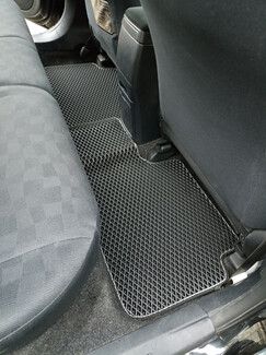 Ворсовые коврики на Toyota Corolla Axio (E14) 2006&nbsp;-&nbsp;2012 в Костроме