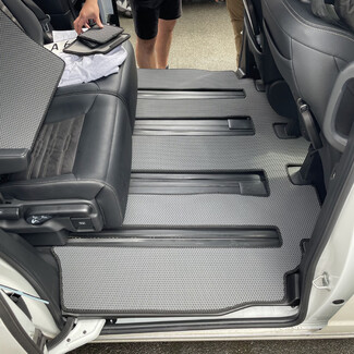 Ворсовые коврики на Honda StepWGN VI 2022&nbsp;-&nbsp;2026 в Костроме